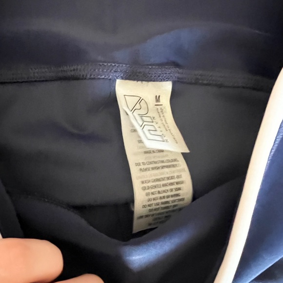 Like new PE nation matching set - Picture 7 of 7